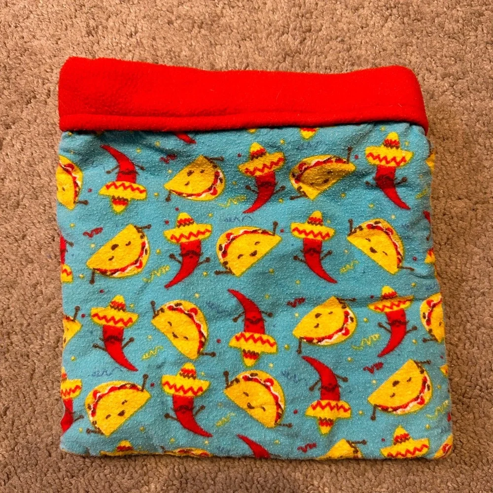Taco pouch for Guinea pig or small animal